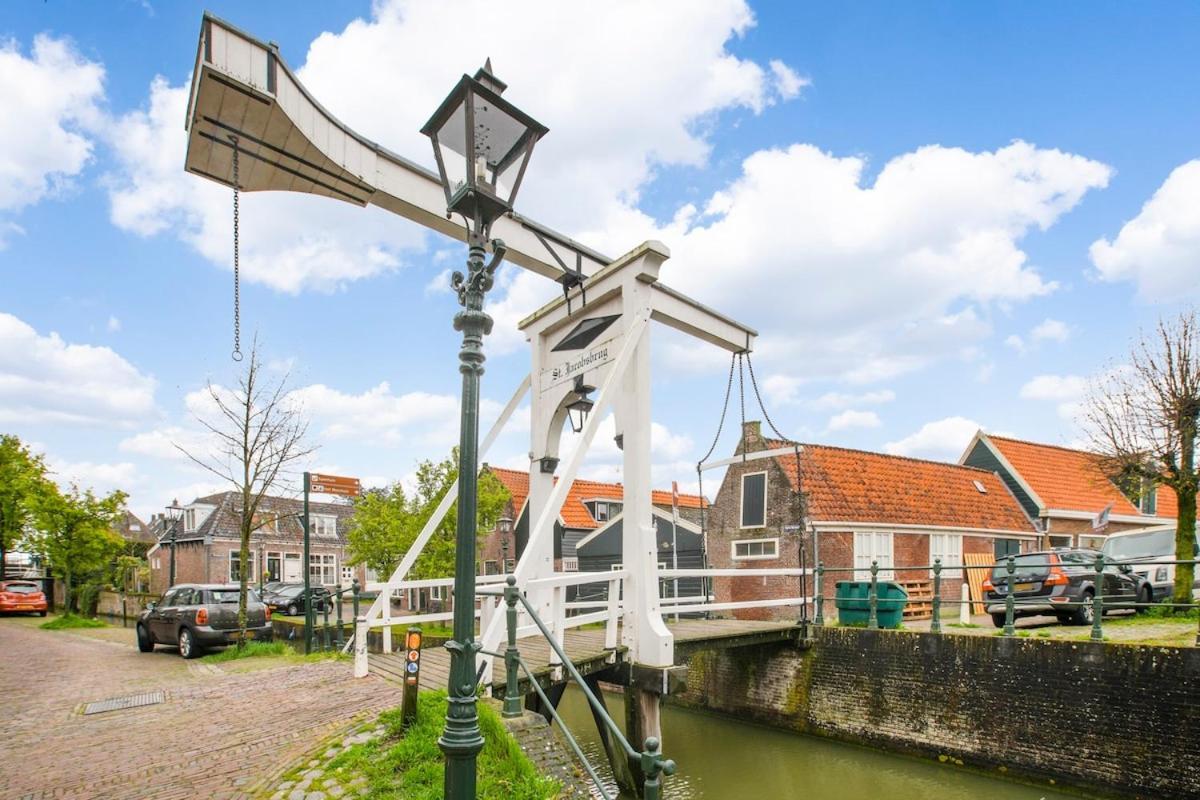 Apartment At The Harbor Monnickendam Exterior photo